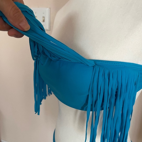 Cute Teal Fringe Bikini - Picture 5 of 7